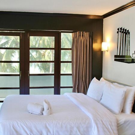 S2 Hotel - Sha Plus Certified Bang Saen Bagian luar foto