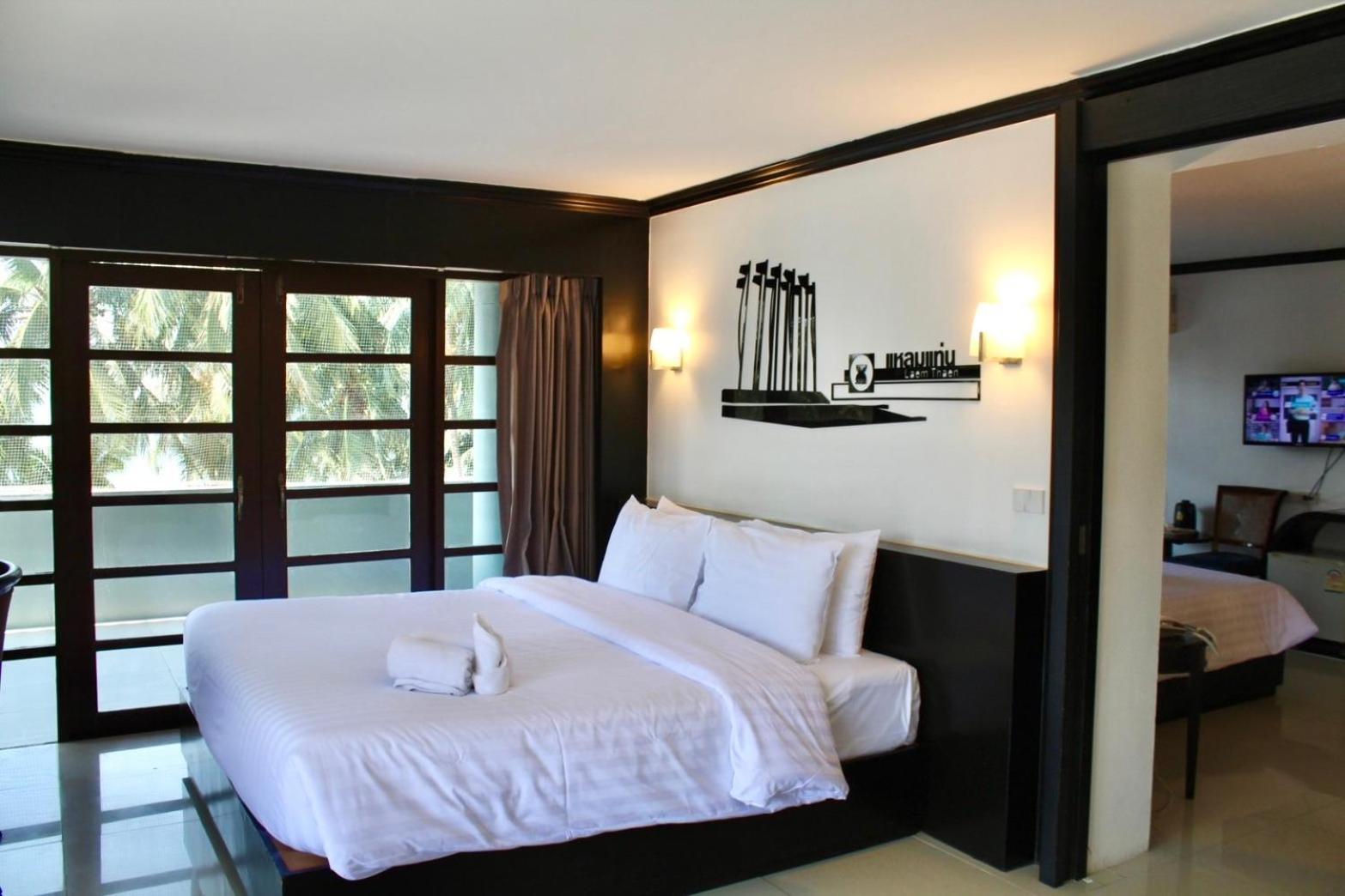 S2 Hotel - Sha Plus Certified Bang Saen Bagian luar foto
