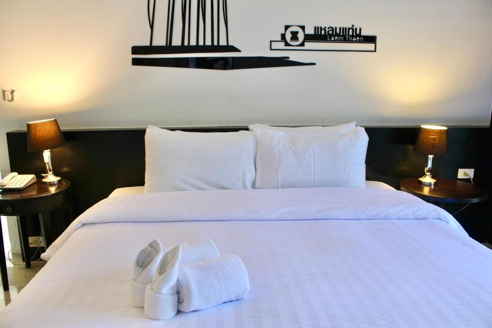 S2 Hotel - Sha Plus Certified Bang Saen Ruang foto