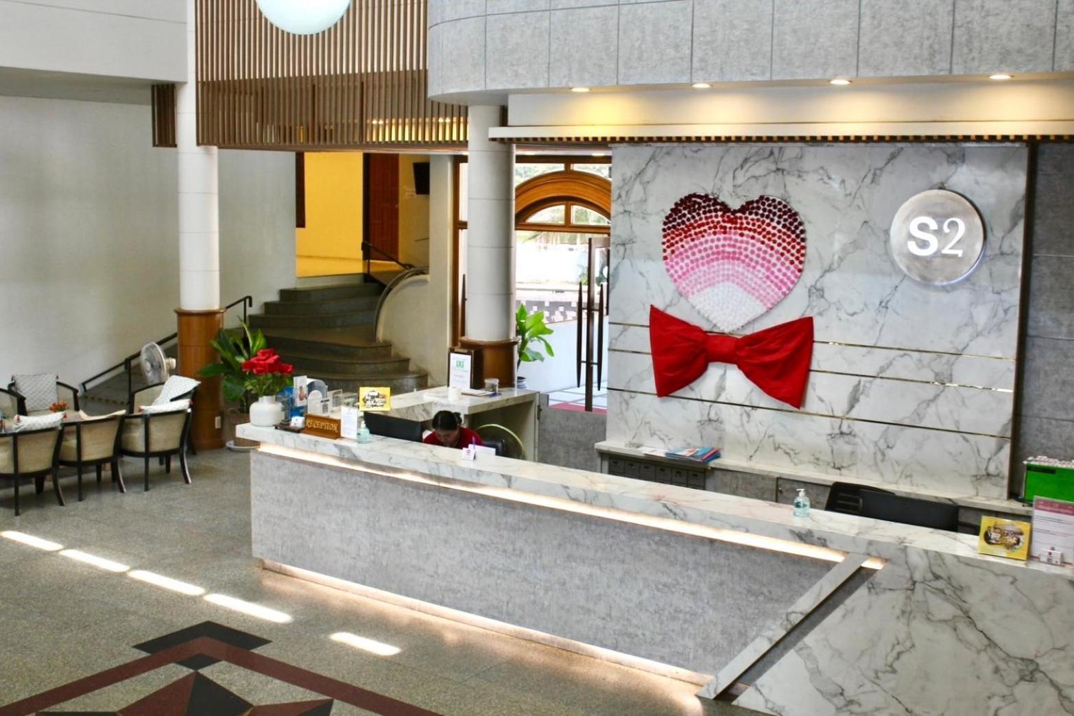 S2 Hotel - Sha Plus Certified Bang Saen Bagian luar foto